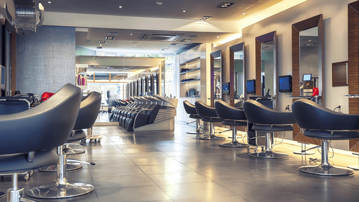 3 tips to ensure efficient lighting for a hairdressing salon