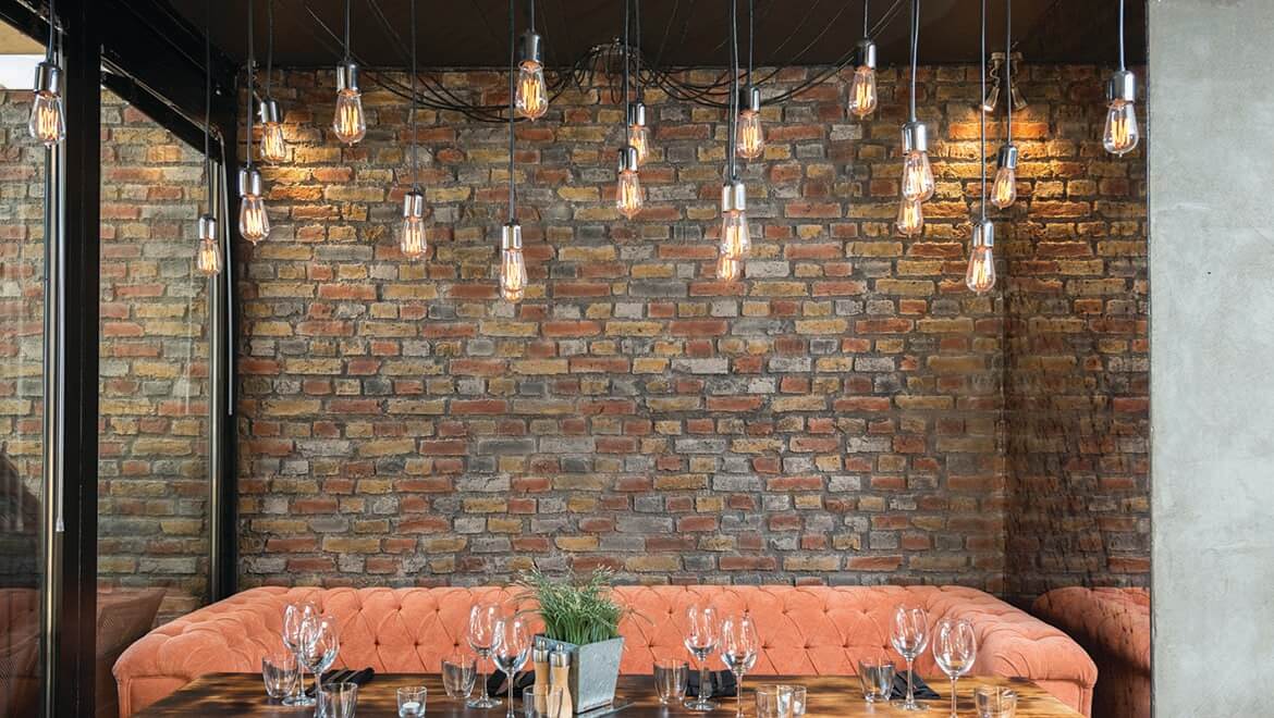 Éclairer votre décor de style industriel avec personnalité